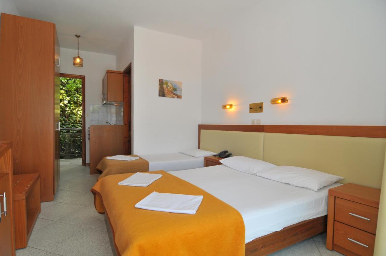 Hotel Emerald Chrysi Ammoudia Luaran gambar