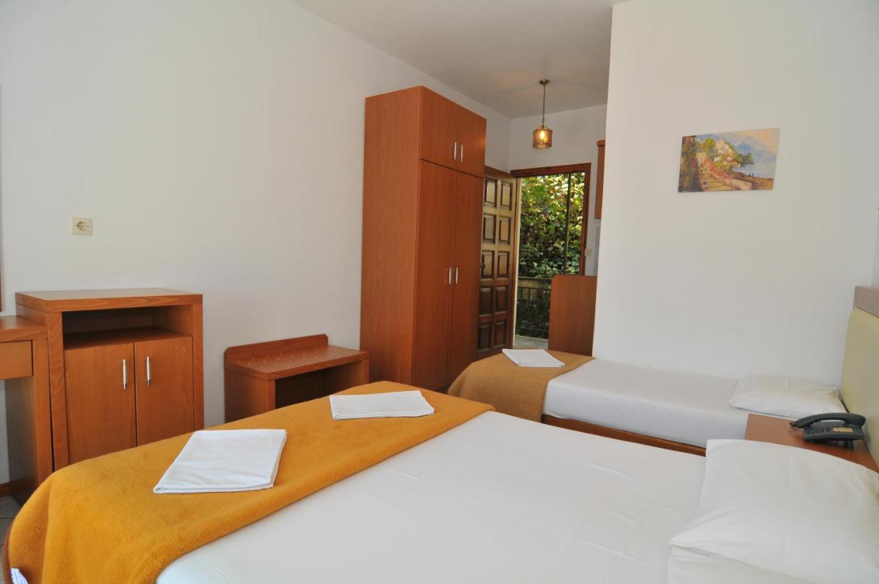 Hotel Emerald Chrysi Ammoudia Luaran gambar